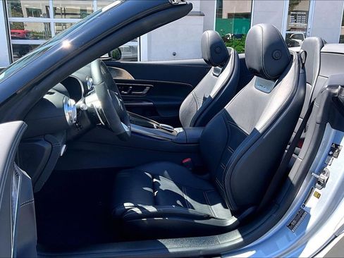 Used 2022 Mercedes-Benz SL 55 AMG 4MATIC image 26