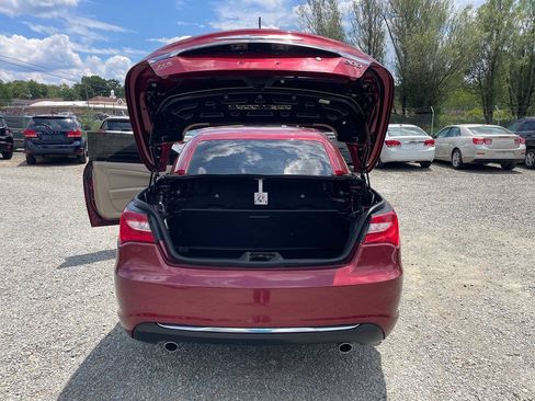 Used 2013 Chrysler 200 Limited FWD image 28