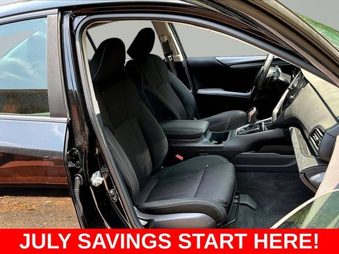 Used 2023 Subaru Legacy Premium AWD/4WD image 33