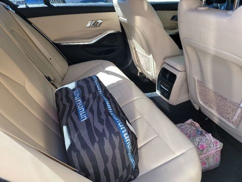 Used 2019 BMW 330i Sedan RWD image 11