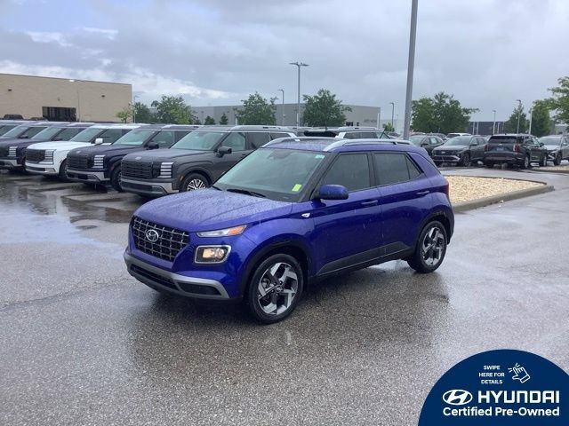Certified 2025 Hyundai Venue SEL FWD image 1