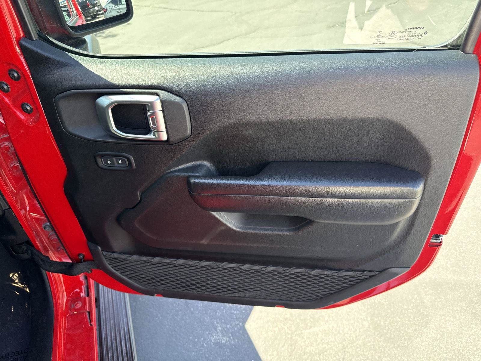 Used 2020 Jeep Wrangler Unlimited Sport S AWD/4WD image 25