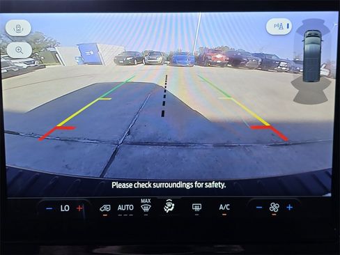 Used 2023 Ford Transit 350 XLT image 15