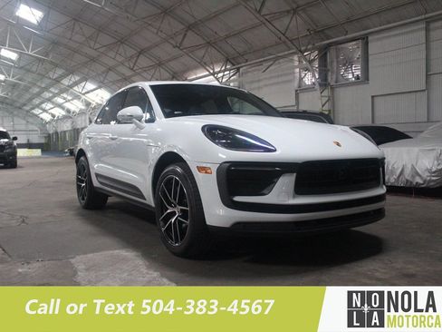Used 2023 Porsche Macan AWD/4WD image 8