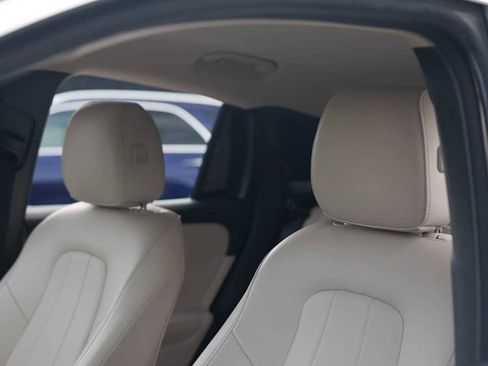 Certified 2022 Mercedes-Benz GLA 250 4MATIC image 23