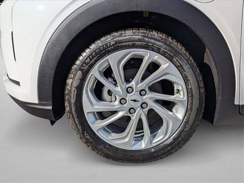 New 2027 Chevrolet Bolt LT FWD image 10