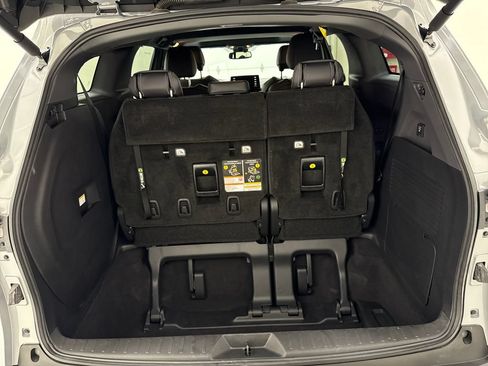 Used 2022 Toyota Sienna XLE Woodland Edition AWD/4WD image 27