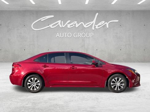 Used 2022 Toyota Corolla LE FWD image 21