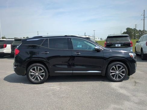 Used 2019 GMC Terrain Denali w/ Comfort Package image 3