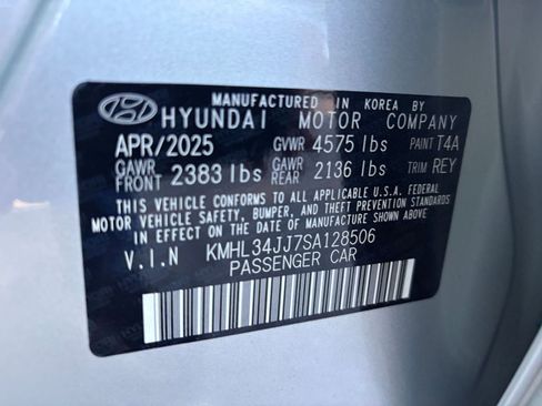 Used 2025 Hyundai Sonata SEL FWD image 29