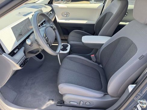 Used 2024 Hyundai Ioniq 5 SE RWD image 25
