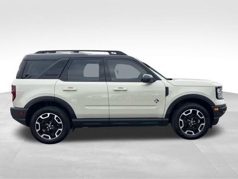 Certified 2024 Ford Bronco Sport Outer Banks AWD/4WD image 2