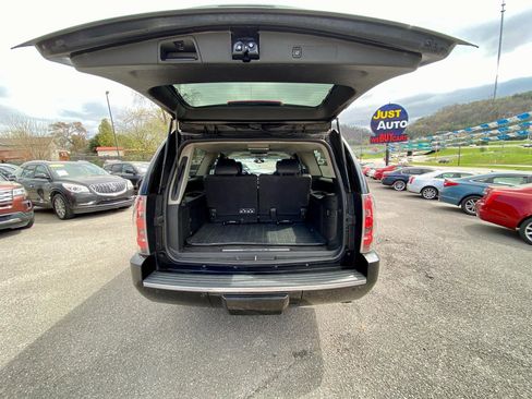 Used 2013 GMC Yukon XL Denali AWD/4WD image 17