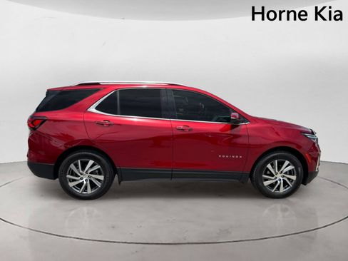 Used 2023 Chevrolet Equinox Premier FWD image 3