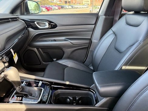 New 2026 Jeep Compass Latitude image 26