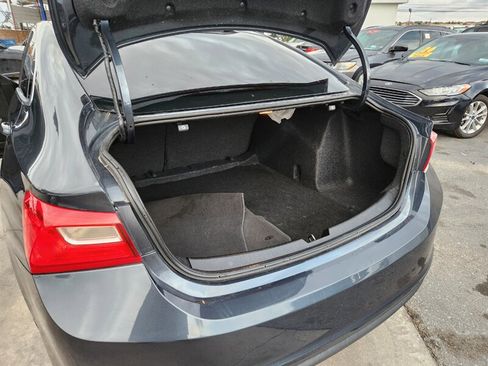 Used 2021 Chevrolet Malibu RS w/ LPO, Convenience Package 1 image 10