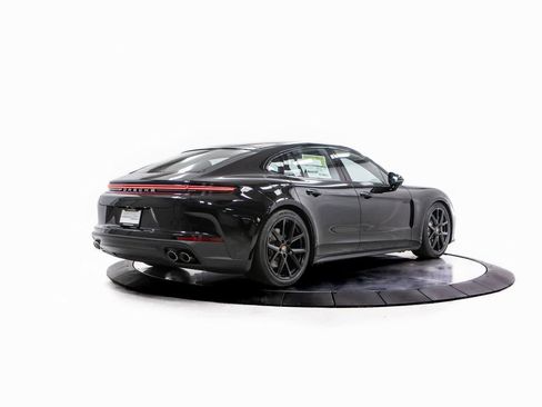 New 2026 Porsche Panamera 4 image 7