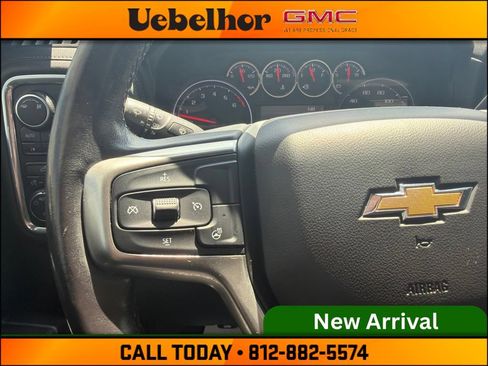 Used 2019 Chevrolet Silverado 1500 LT w/ All-Star Edition AWD/4WD image 30