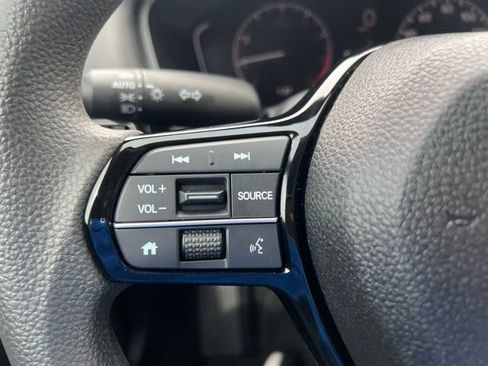 Used 2023 Honda Civic LX image 13