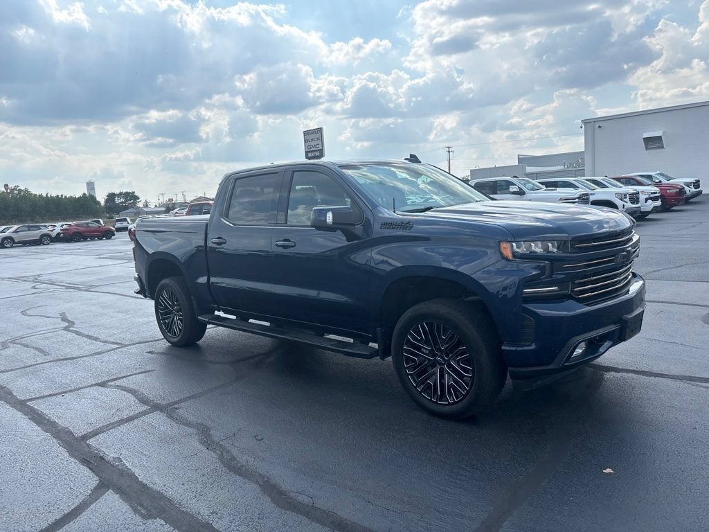 Used 2020 Chevrolet Silverado 1500 High Country w/ Technology Package AWD/4WD image 11