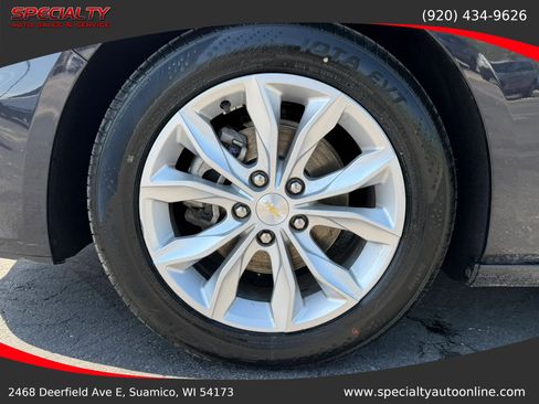 Used 2023 Chevrolet Malibu LT FWD image 37