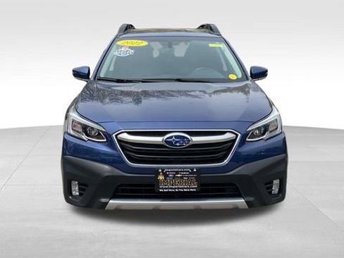 Used 2022 Subaru Outback Limited AWD/4WD image 2