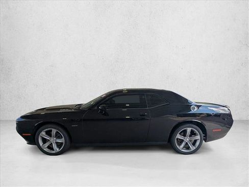 Used 2015 Dodge Challenger R/T w/ Quick Order Package 28B R/T RWD image 9