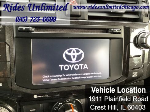 Used 2018 Toyota 4Runner TRD Off-Road Premium AWD/4WD image 17