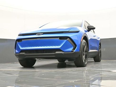 New 2026 Chevrolet Equinox EV LT w/ Midnight Package FWD image 50