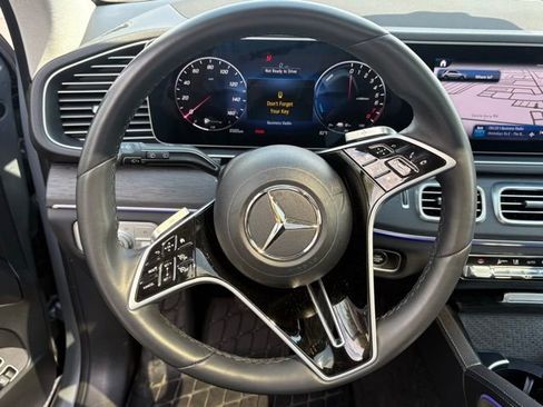 Used 2024 Mercedes-Benz GLE 450e 4MATIC image 28