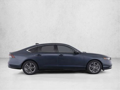 Used 2025 Honda Accord EX-L image 8