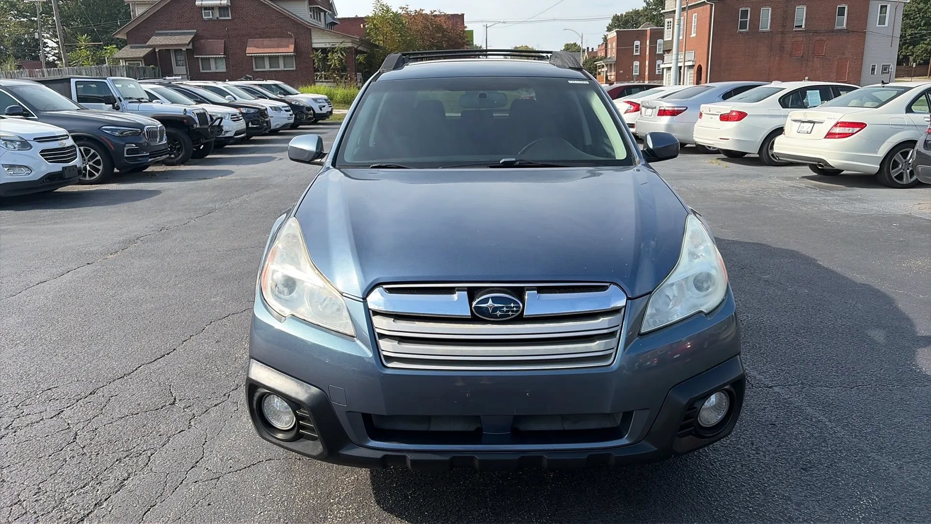 Used 2014 Subaru Outback 2.5i Premium w/ Moonroof Package AWD/4WD image 2