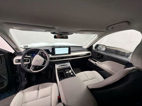 Used 2026 Lincoln Aviator 2WD image 20