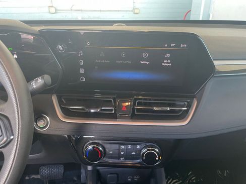 Used 2025 Chevrolet TrailBlazer LT image 18