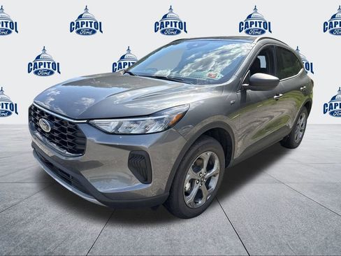 New 2025 Ford Escape ST-Line w/ Tech Pack #1 AWD/4WD image 4