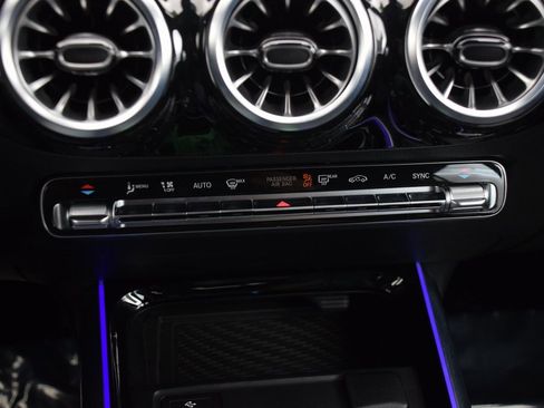 Certified 2025 Mercedes-Benz GLA 250 image 26