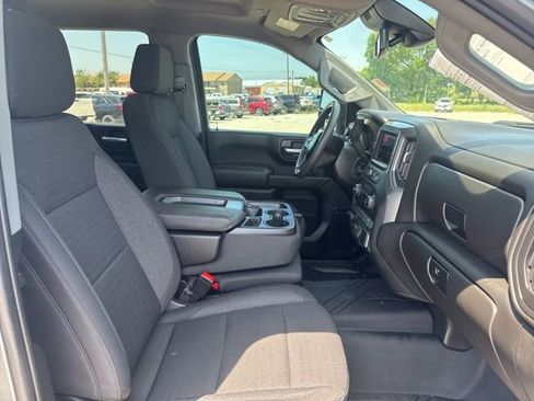 Used 2024 Chevrolet Silverado 2500 Custom w/ Custom Value Package AWD/4WD image 22