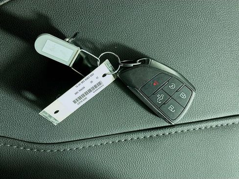 Used 2024 GMC Sierra 1500 Elevation w/ LPO, Elevation Black Package image 36