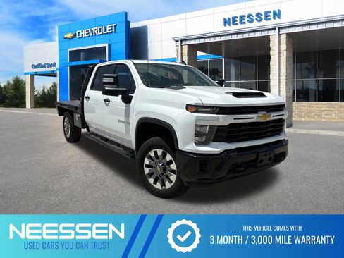 Used 2025 Chevrolet Silverado 2500 Custom w/ Custom Convenience Package AWD/4WD image 1