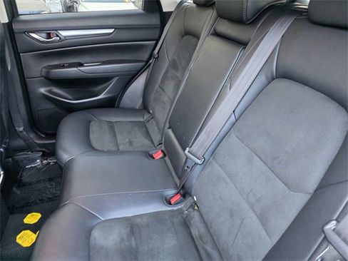 Used 2021 MAZDA CX-5 Touring image 9