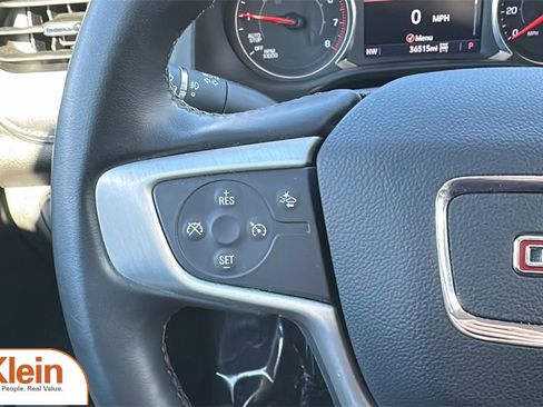 Used 2023 GMC Acadia SLT w/ Trailering Package image 18