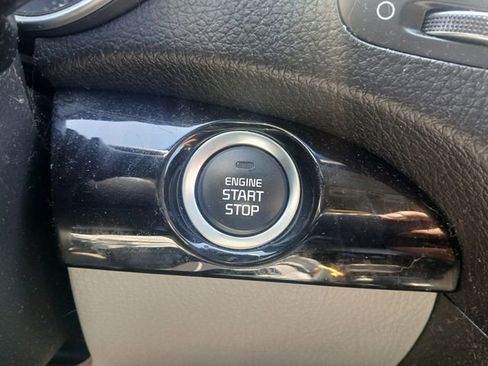Used 2014 Kia Sorento SX FWD image 23