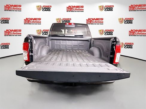 Used 2024 RAM 2500 Tradesman w/ Chrome Appearance Group image 28