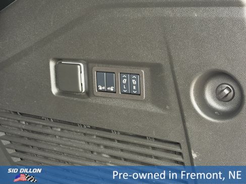 Certified 2024 GMC Yukon SLT w/ SLT Premium Package image 22