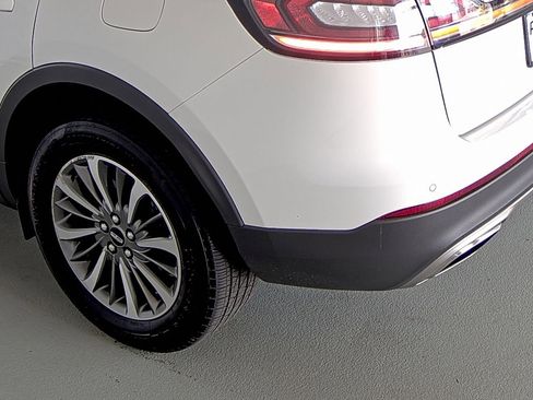 Used 2021 Lincoln Nautilus Reserve w/ Cargo Utility Package image 9