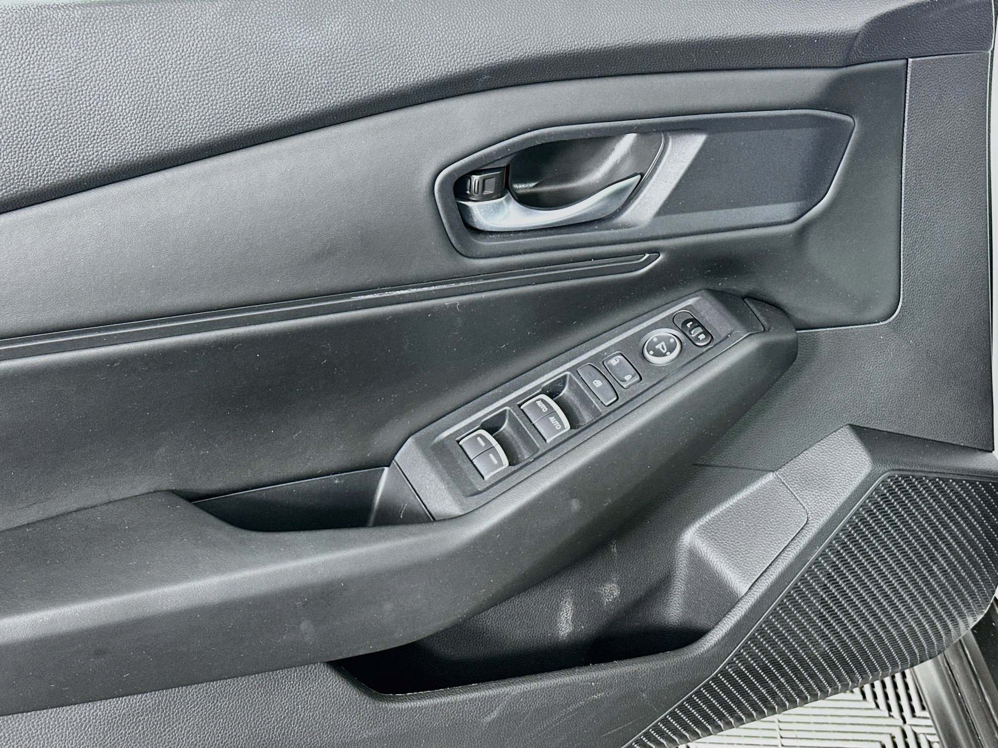 Used 2024 Honda Accord EX image 15