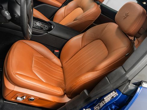 Used 2022 Maserati Levante GT image 24