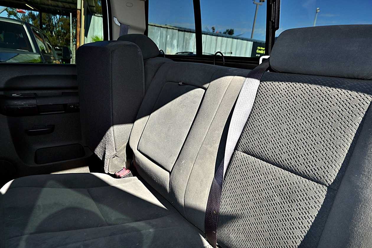 Used 2008 Chevrolet Silverado 3500 LT w/ EZ-Lift Tailgate Package RWD image 10