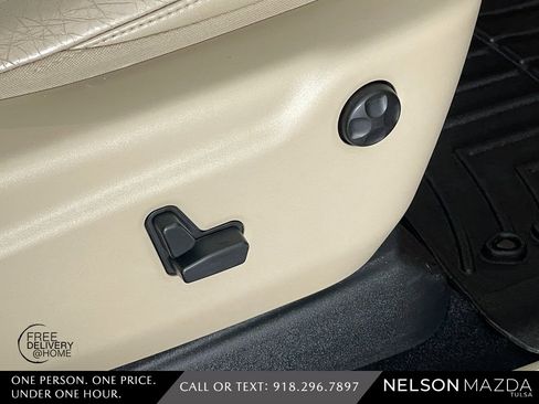 Used 2014 Jeep Grand Cherokee Limited w/ Luxury Group II image 44