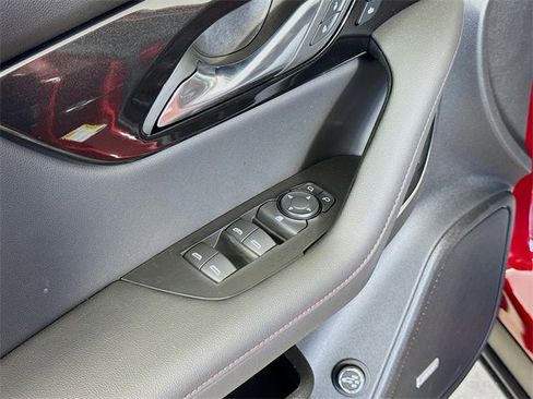 Used 2025 Chevrolet Blazer RS w/ Driver Confidence II Package image 17